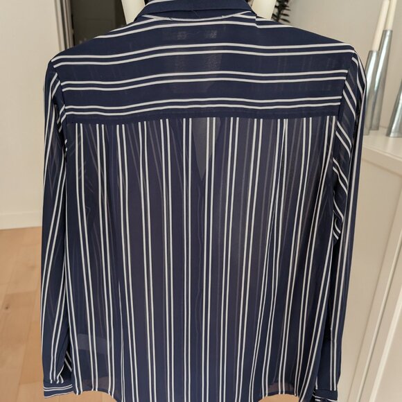 Blouse - Picture 2 of 2